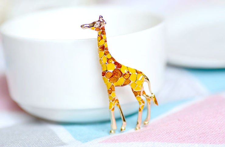 retro giraffe alloy unisex brooches