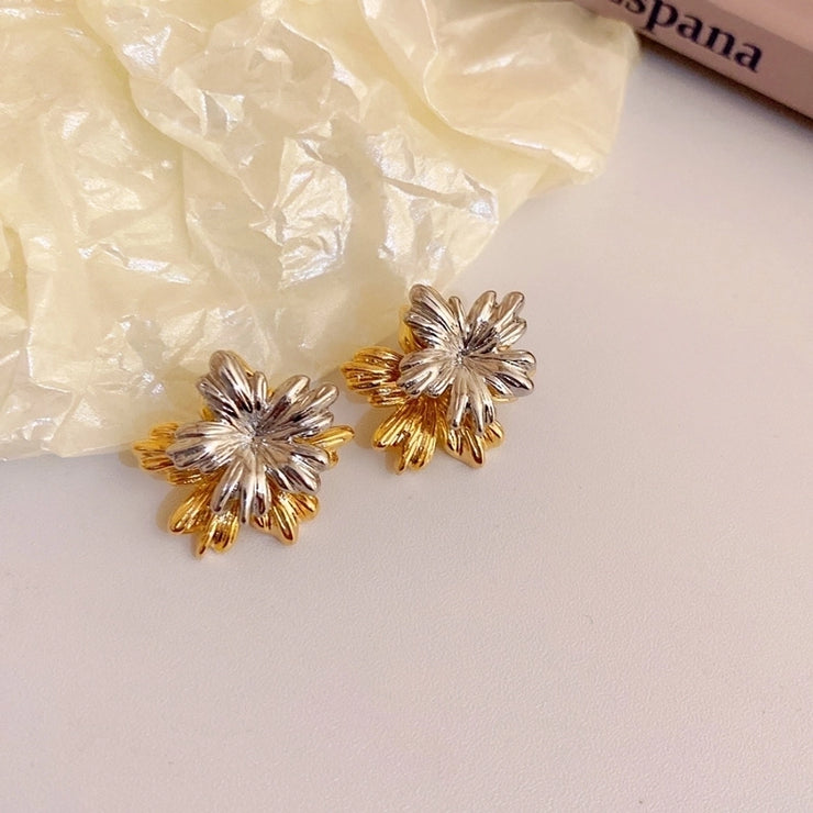 Vintage Flower alloy ear studs/earrings